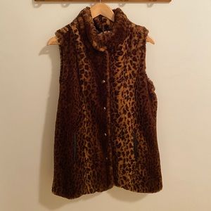 Reversible cheetah print vest
